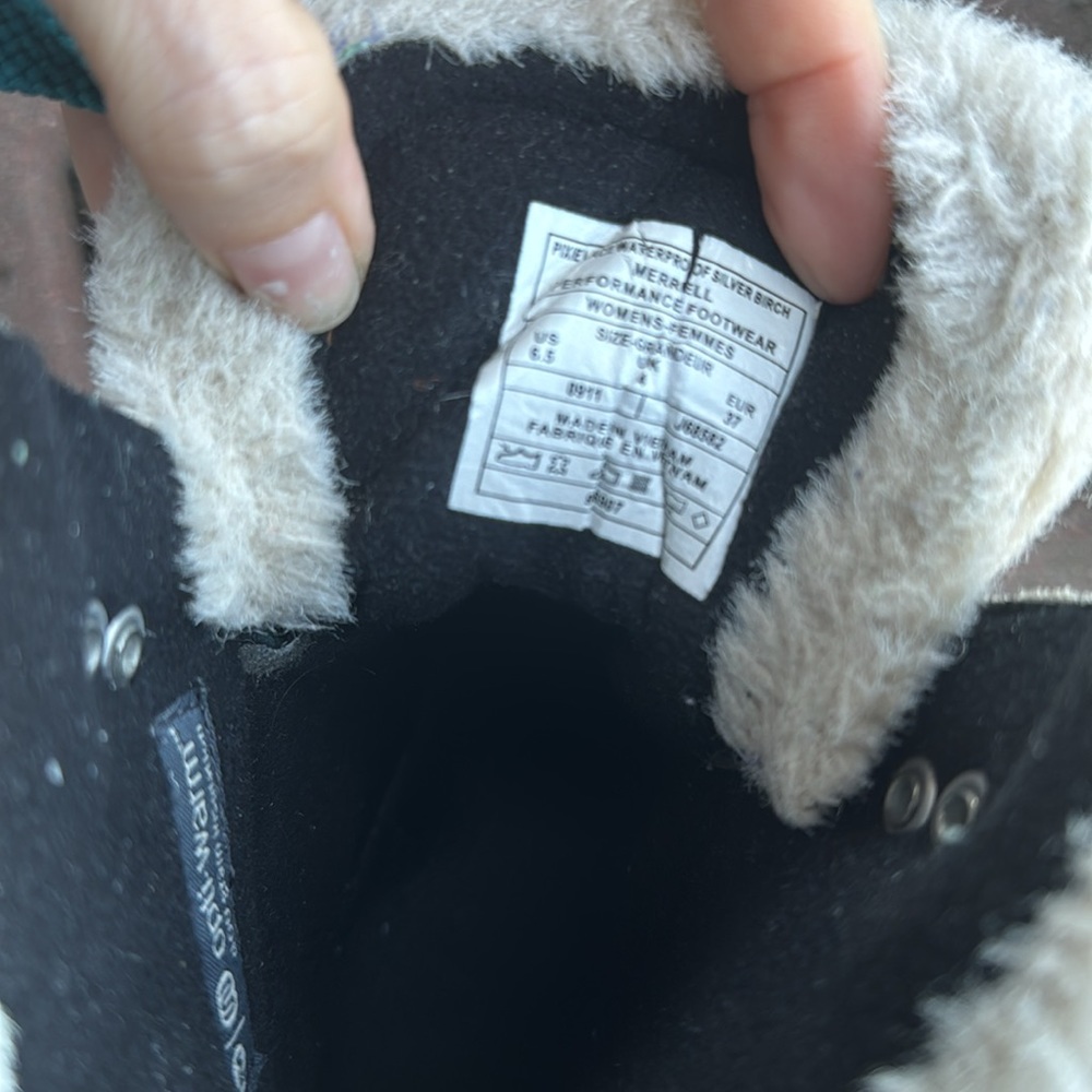 Merrell boots 6.5 - Picture 4 of 4